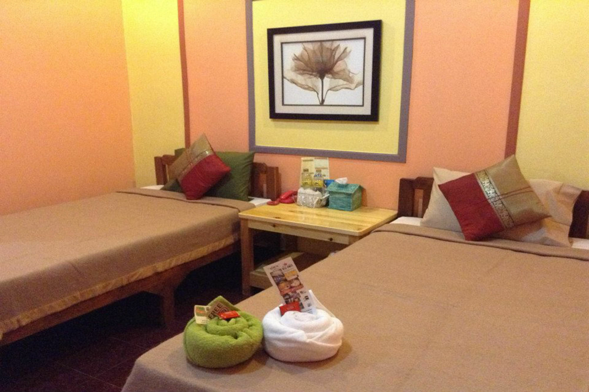 Chang Hotel Chiang Mai Buitenkant foto