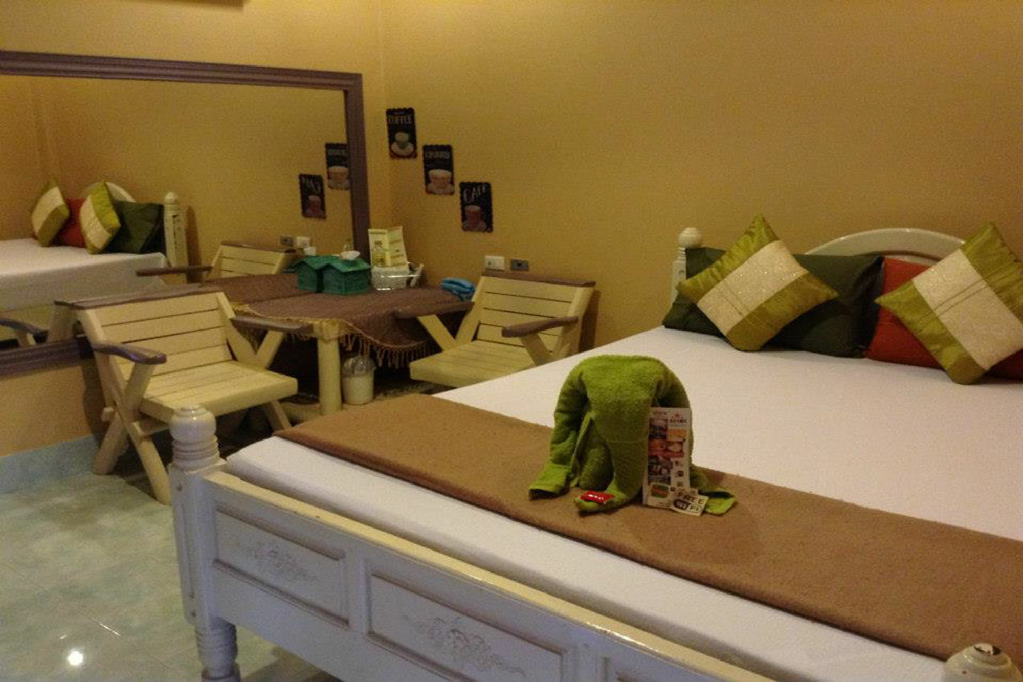 Chang Hotel Chiang Mai Buitenkant foto